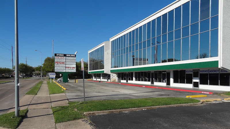 D’Vinci Building 3013 Fountain View Dr #240, Houston, TX 77057
