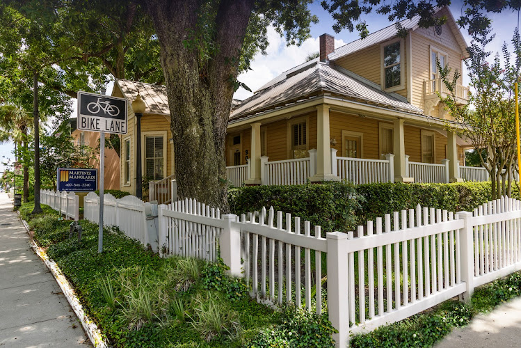 SARA ESPINOZA 407-883-5017