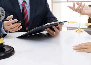 can a personal injury lawyer drop your case